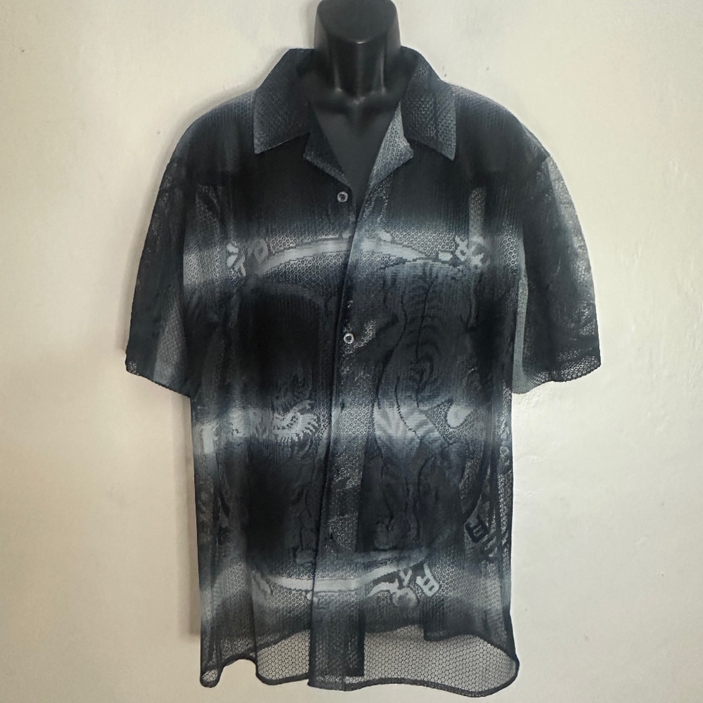 Billion Bay Open Mesh Short Sleeve Shirt XL Gently worn 100% polyester mesh